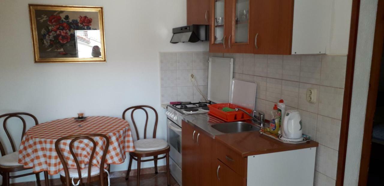 Apartment Perovic Baška Voda المظهر الخارجي الصورة